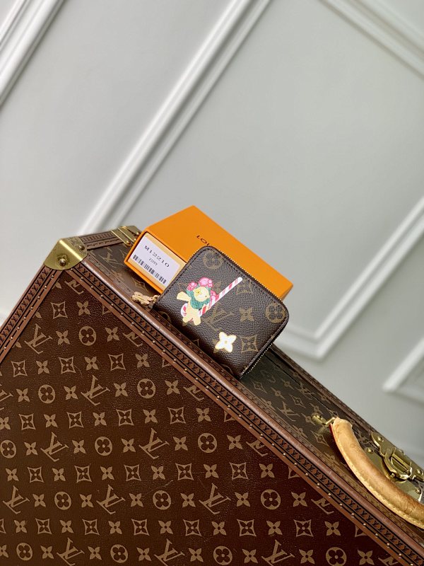Louis Vuitton coin purse