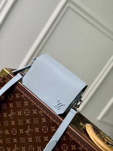 Louis Vuitton messenger bag