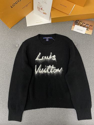 Sweater from Scarlettluxury