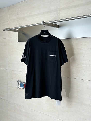 Tee from Scarlettluxury