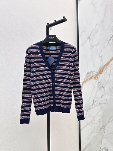 Sweater from Scarlettluxury