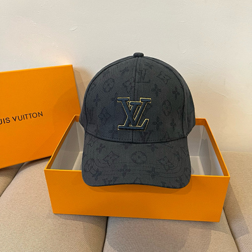Louis Vuitton hat