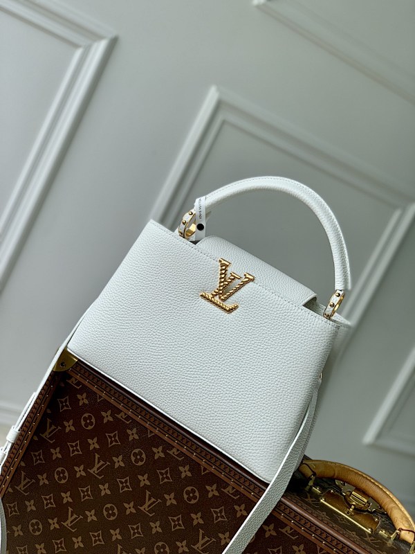 Louis Vuitton crossbody bag