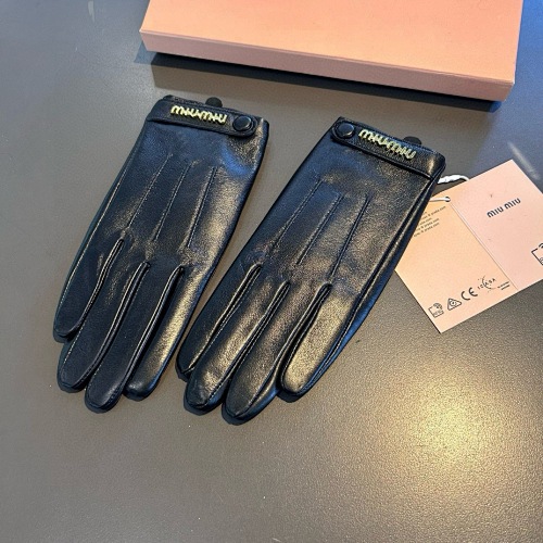 Gloves from Scarlettluxury