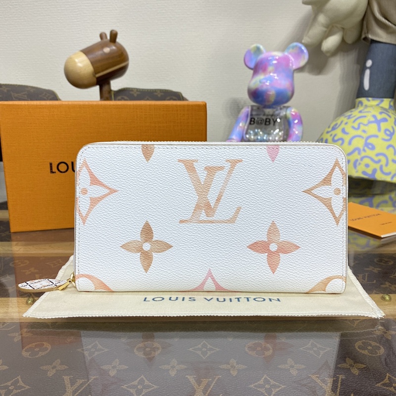 Zippy Monogram 19.5 10.5 2.5cm