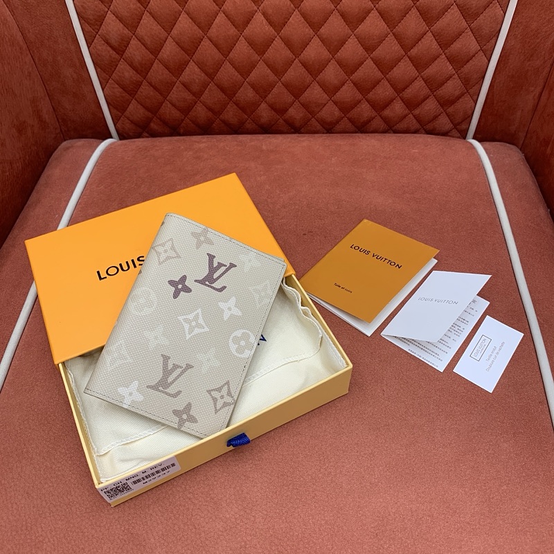 Louis Vuitton card holder