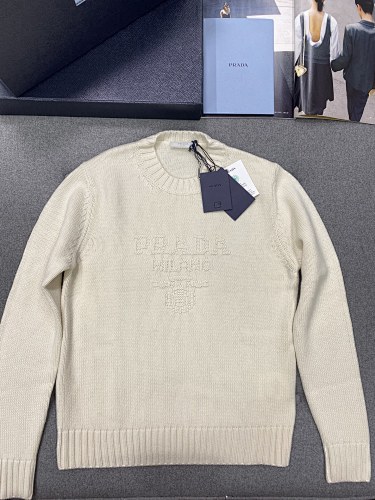 Sweater from Scarlettluxury
