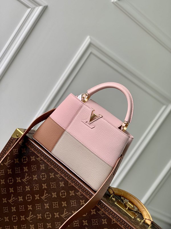 Louis Vuitton crossbody bag