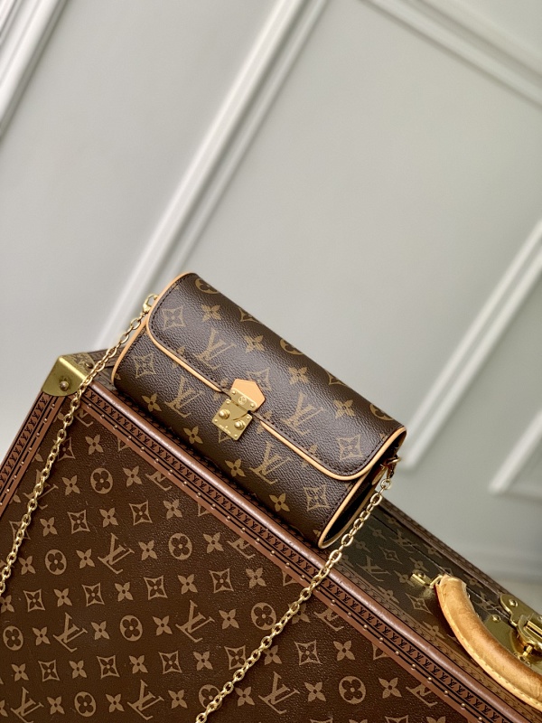 Louis Vuitton crossbody bag