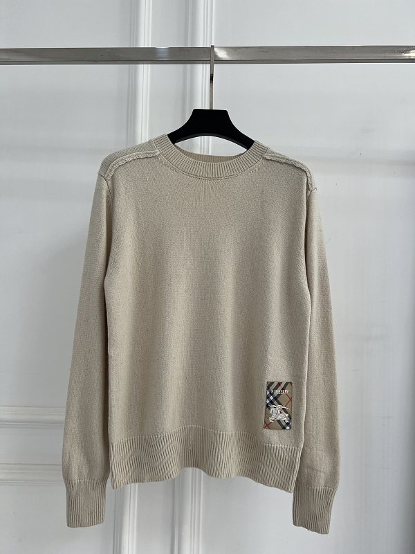 Sweater from Scarlettluxury