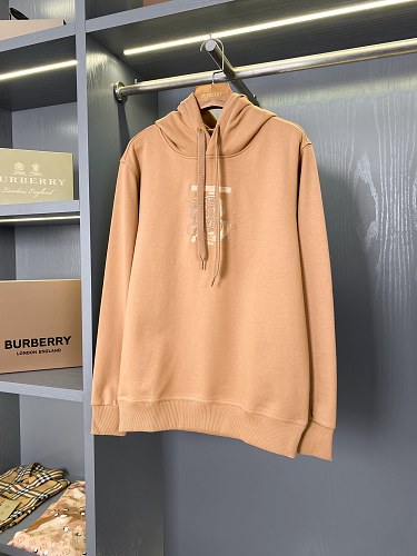Burberry hat