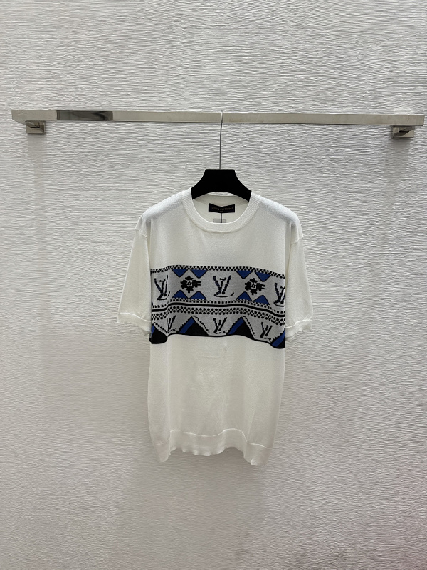 Sweater from Scarlettluxury