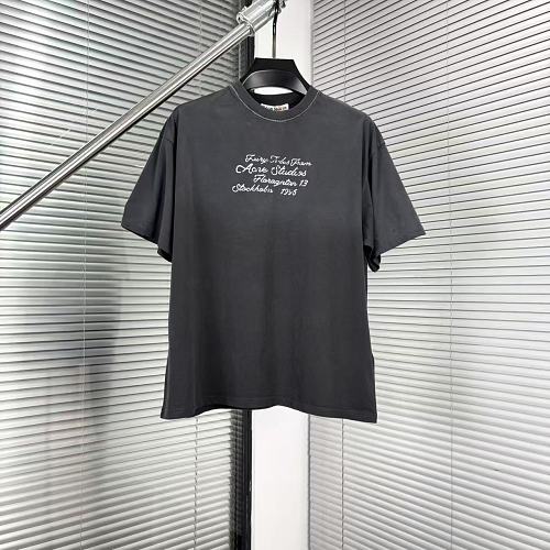 Tee from Scarlettluxury