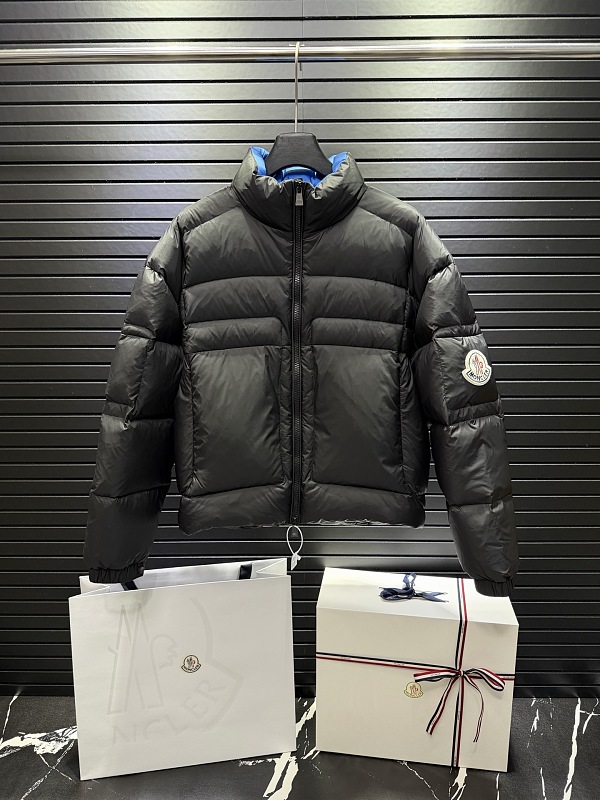 Down jacket from Scarlettluxury