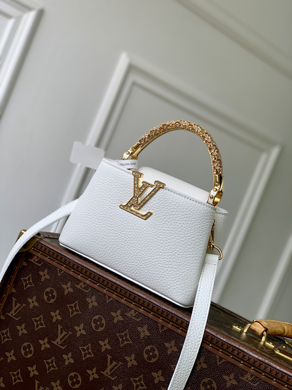 Louis Vuitton necklace
