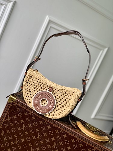 Louis Vuitton crossbody bag