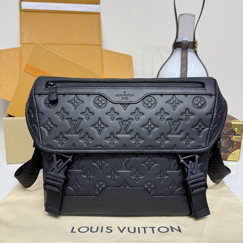 Louis Vuitton messenger bag