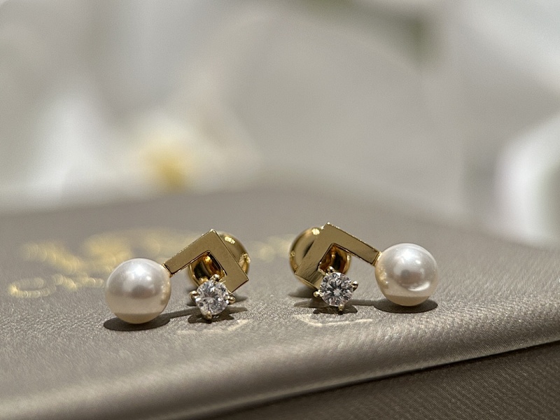 Earrings from Scarlettluxury