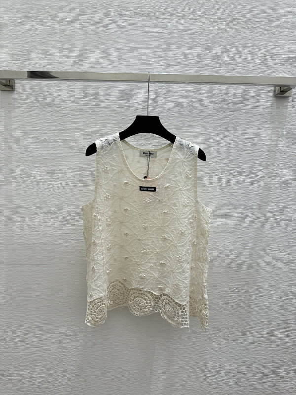 Sweater from Scarlettluxury