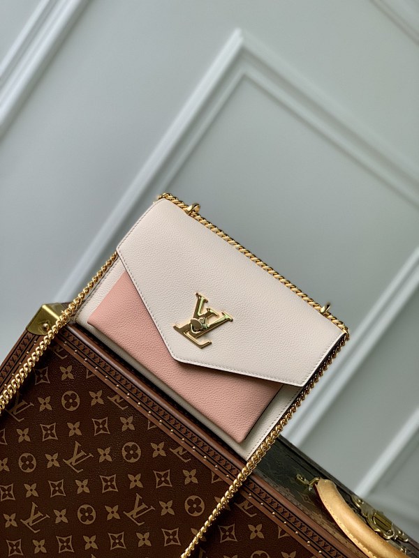 Louis Vuitton crossbody bag