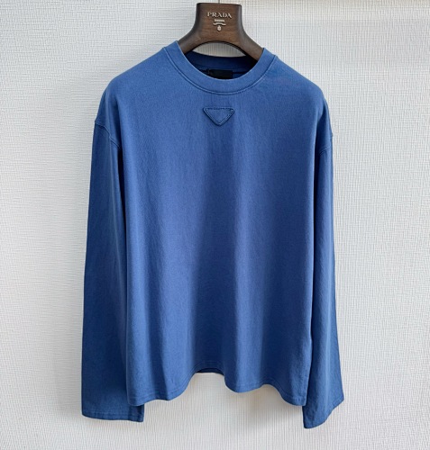 Sweater from Scarlettluxury