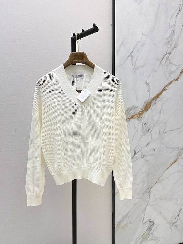 Sweater from Scarlettluxury