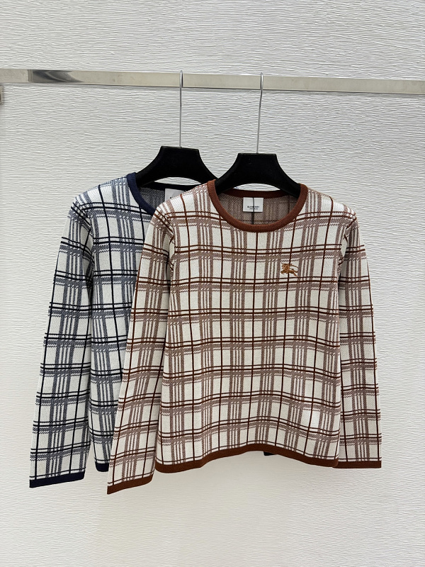 Sweater from Scarlettluxury