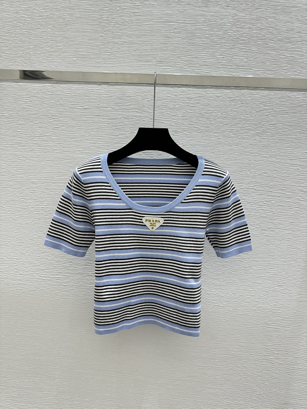 Sweater from Scarlettluxury