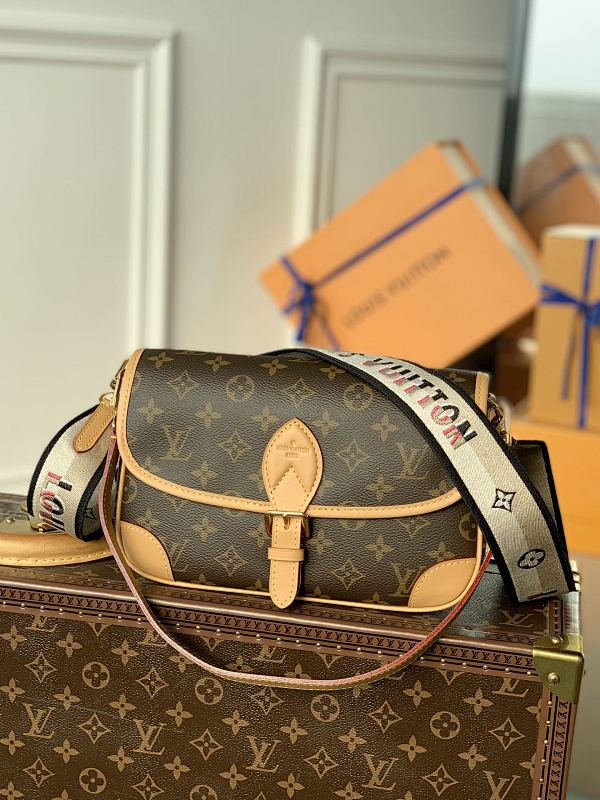 Louis Vuitton belt