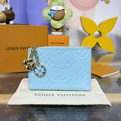 Card holder from Scarlettluxury