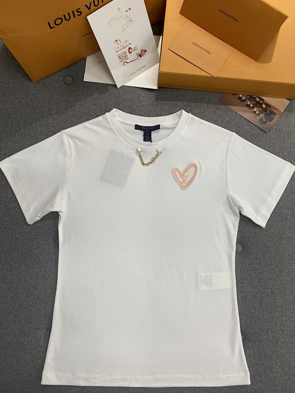 Tee from Scarlettluxury