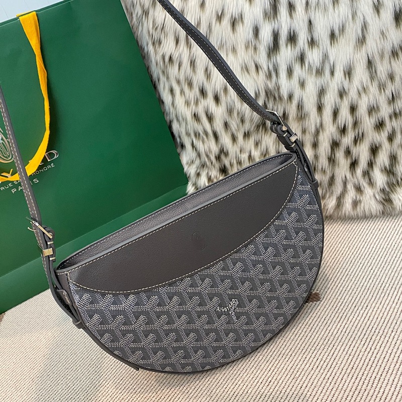 Goyard bag