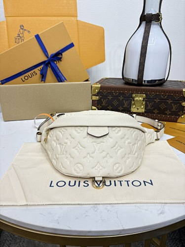 Louis Vuitton crossbody bag
