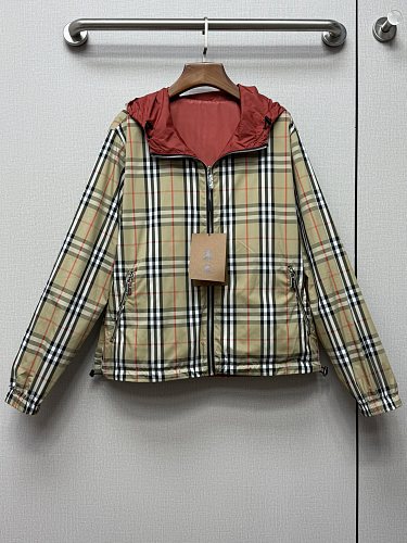 Burberry hat