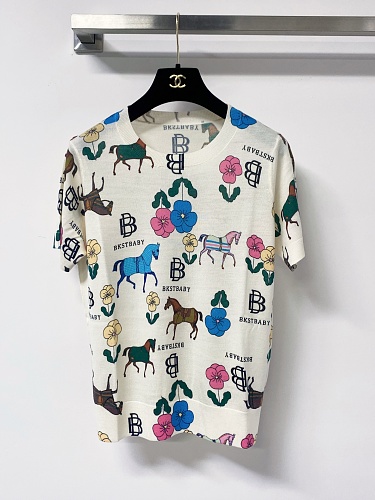 Tee from Scarlettluxury