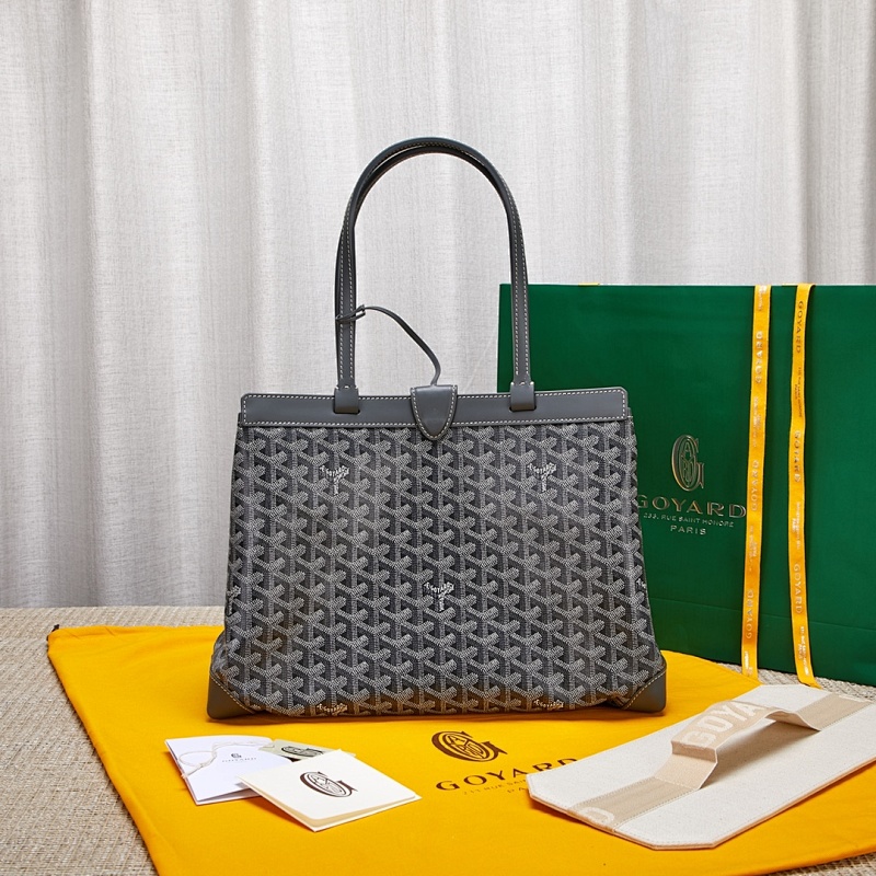 Goyard bag