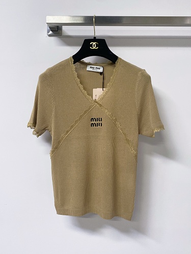 Tee from Scarlettluxury