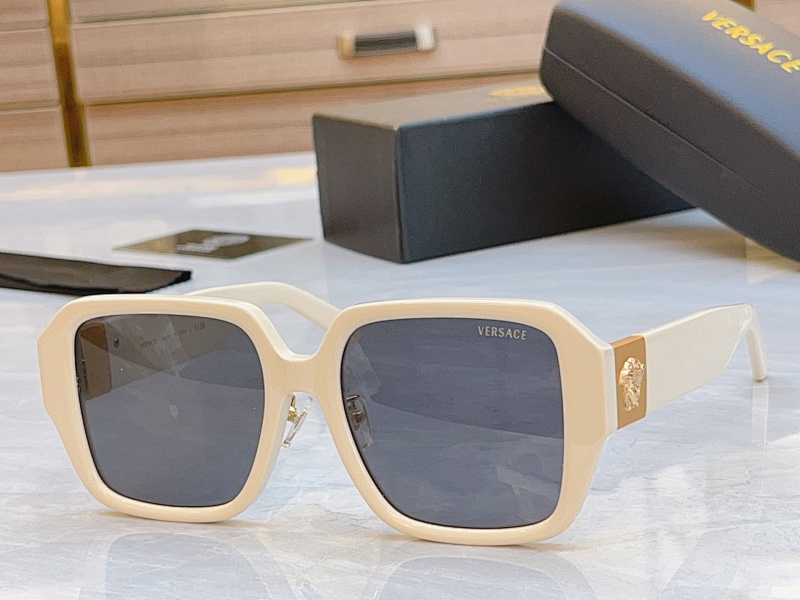 Glasses from Scarlettluxury