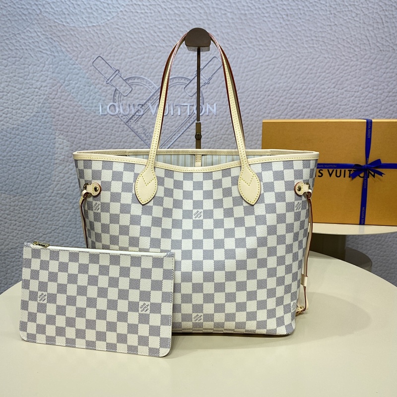 Louis Vuitton clutch