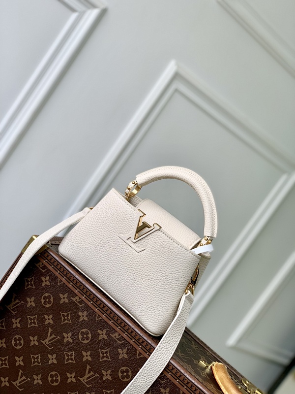 Louis Vuitton crossbody bag