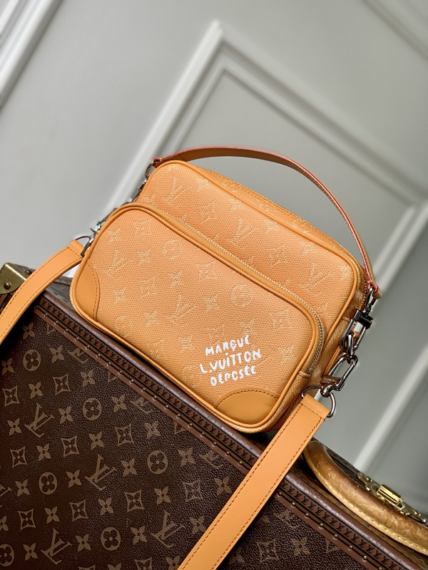 Louis Vuitton crossbody bag