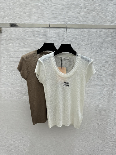 Sweater from Scarlettluxury