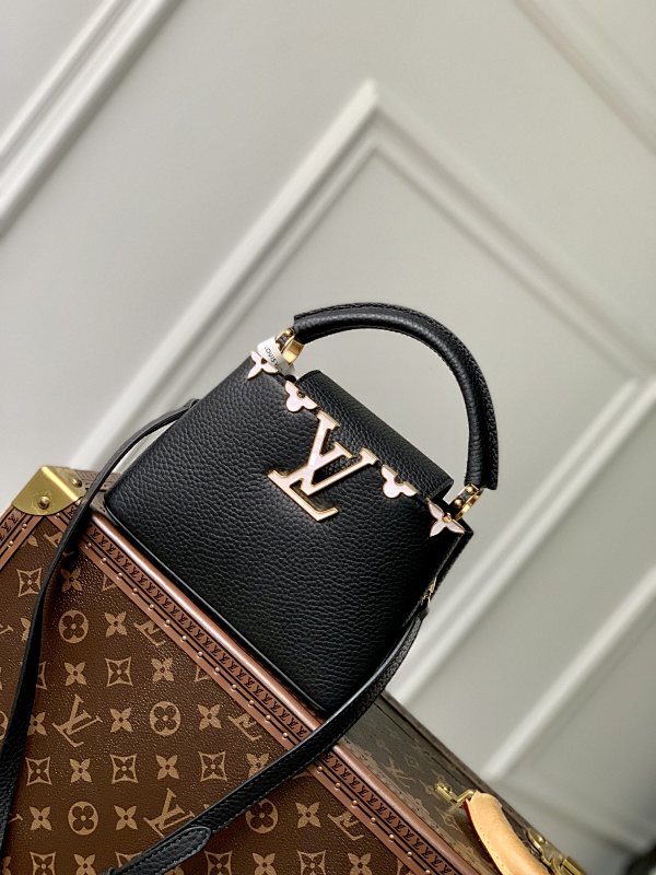 Louis Vuitton crossbody bag