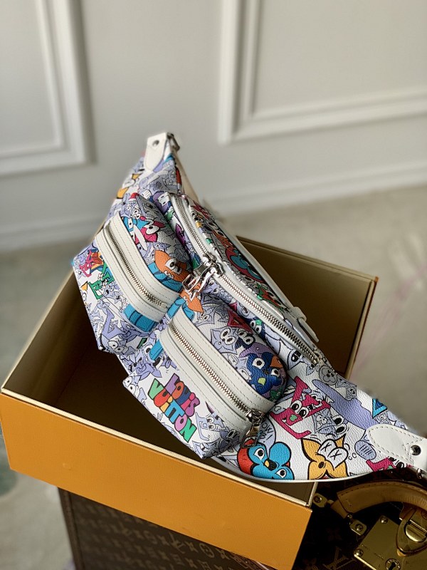 Louis Vuitton crossbody bag