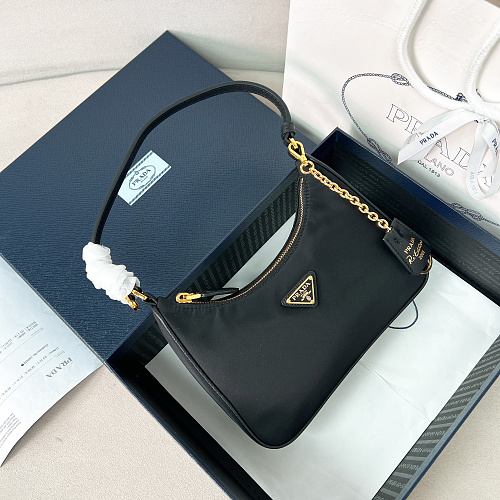 Shoulder bag from Scarlettluxury