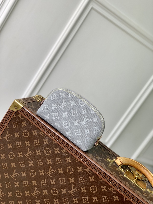 Louis Vuitton travel bag