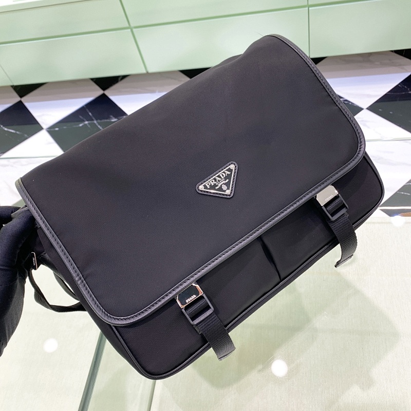 Messenger bag from Scarlettluxury