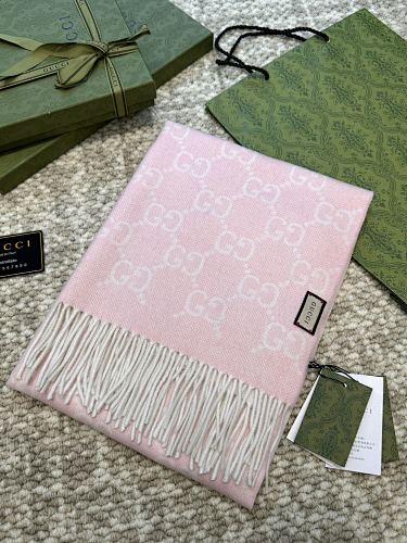 Gucci scarf