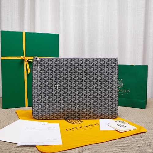 Goyard clutch
