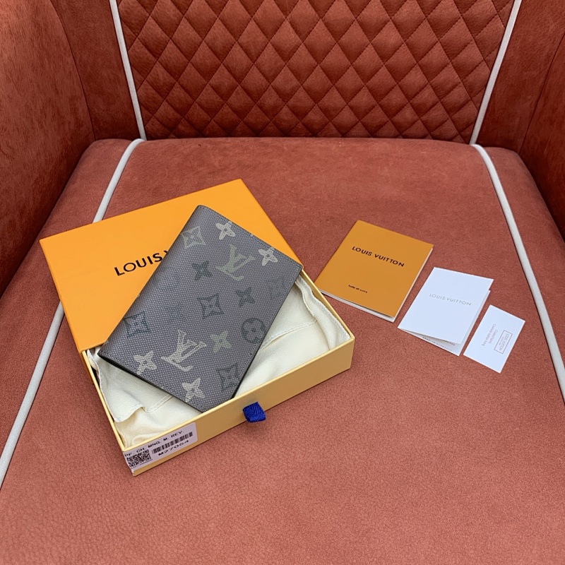 Louis Vuitton card holder